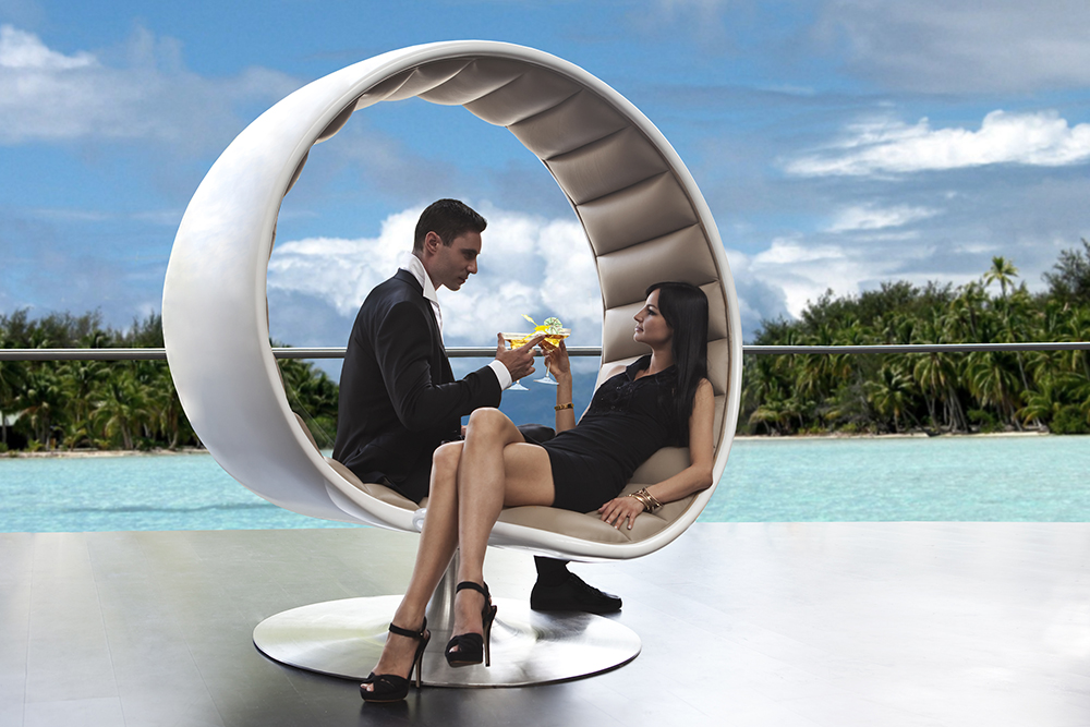 Hug Chair by Gabriella Asztalos