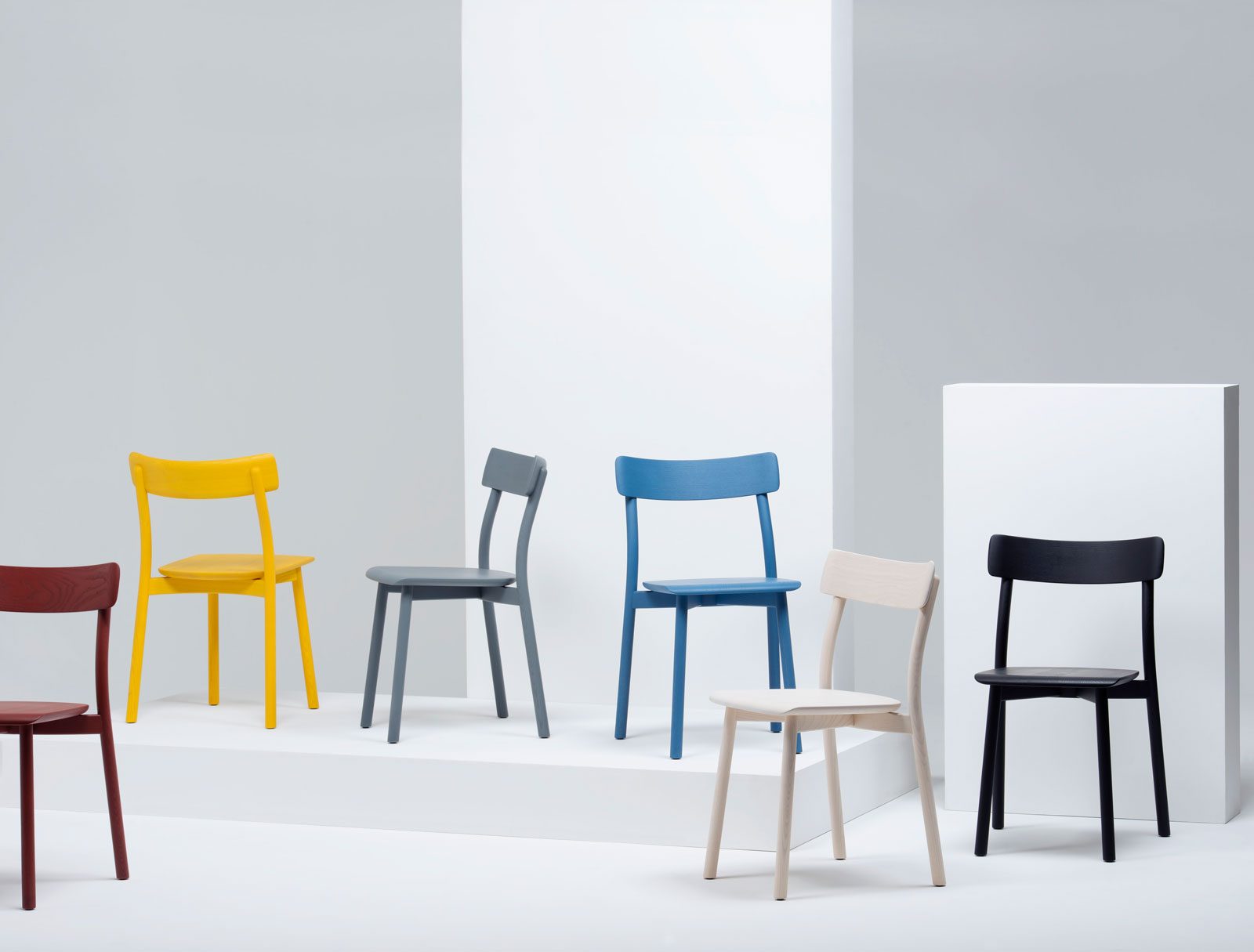 Chiaro Chair by Leon Ransmeier
