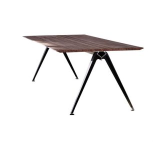 Grip Table by Randers+Radius