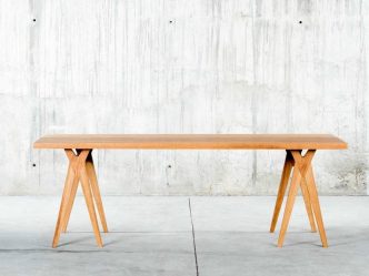 Yoy Table by QoWood