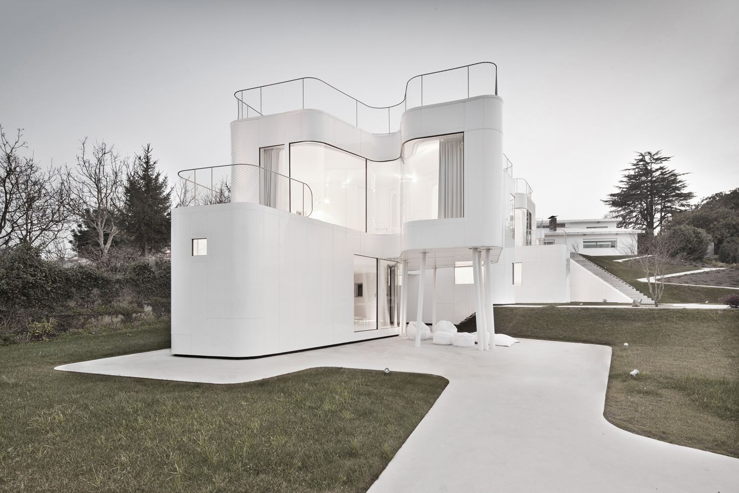 Casa V in Oleiros, La Coruña by DOSIS