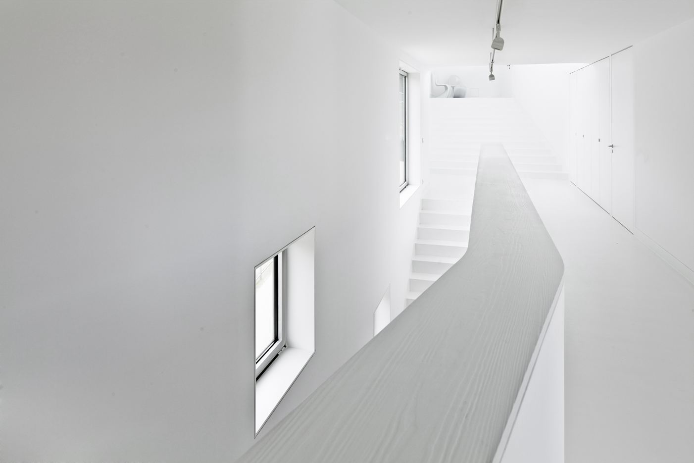 Casa V in Oleiros, La Coruña by DOSIS