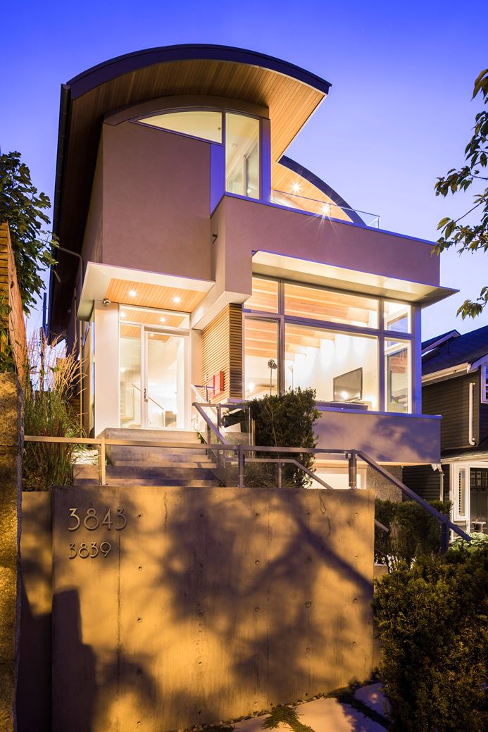 Heather Street Residence in Vancouver, Canada by Frits de Vries