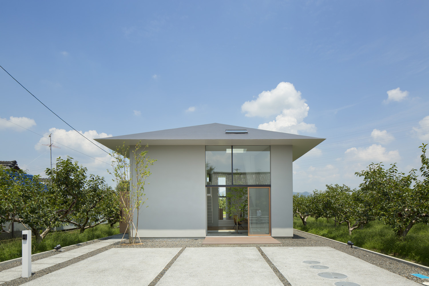 House in Ohno in Gifu, Japan by Airhouse