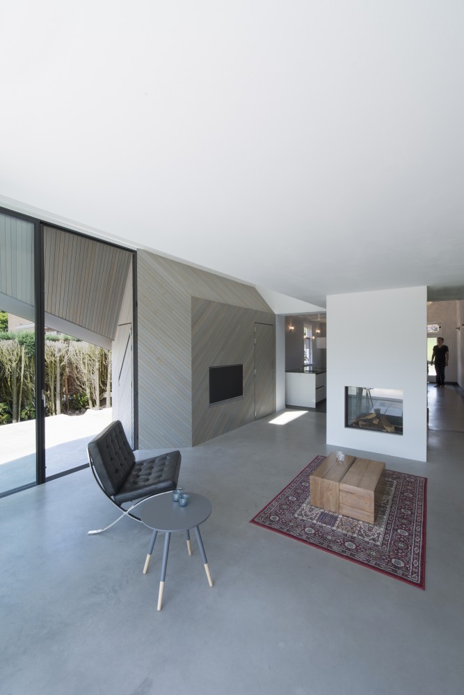 House W in Duiven, The Netherlands by Studio Prototype