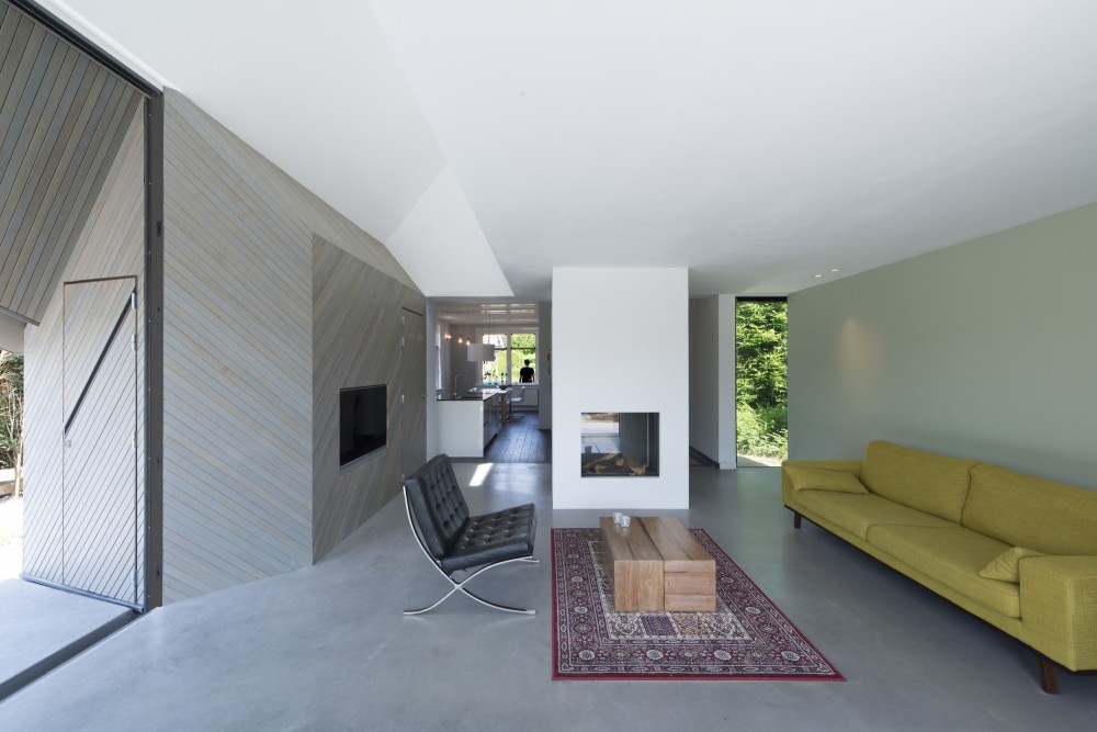 House W in Duiven, The Netherlands by Studio Prototype