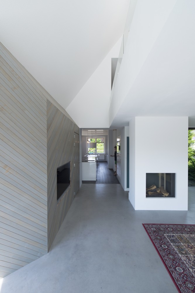 House W in Duiven, The Netherlands by Studio Prototype