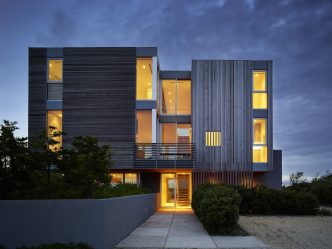 Cove Residence in Hamptons, New York by Stelle Lomont Rouhani Architects