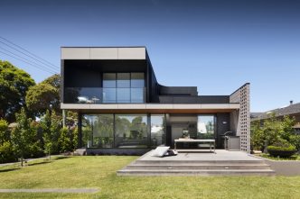 The Corner House in Melbourne, Australia by Bower Architecture