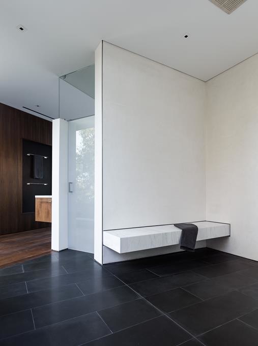 Oak Pass House in Los Angeles, California by Walker Workshop