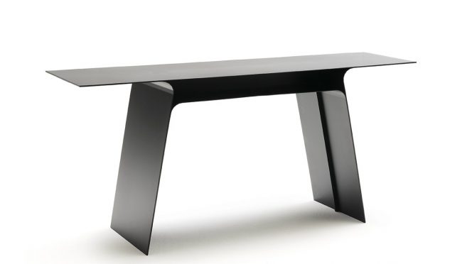 Inari Dining Table by mist-o for Living Divani