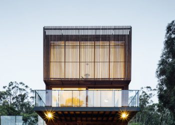 Invermay House in Ballarat, Australia by Moloney Architects
