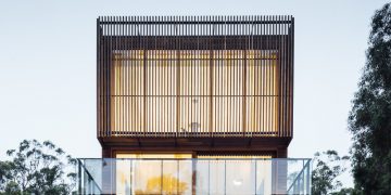 Invermay House in Ballarat, Australia by Moloney Architects