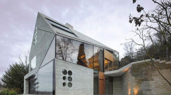 House 36 in Stuttgart, Germany by MBAS Architekten