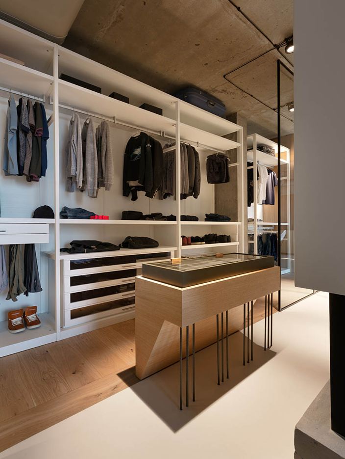 NPL. Penthouse in Kiev, Ukraine by Olga Akulova