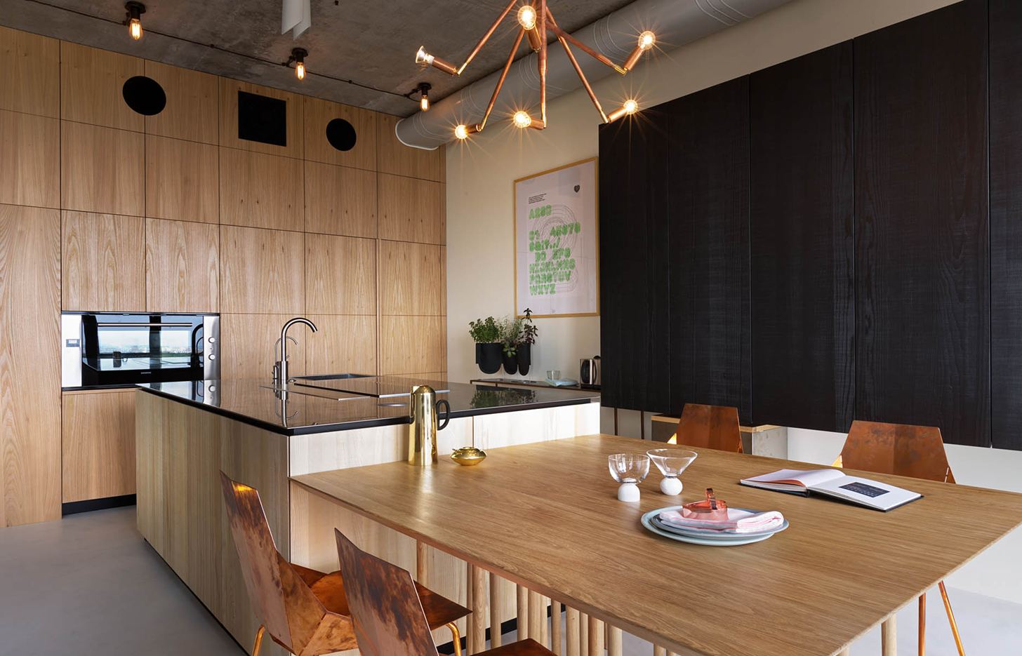 NPL. Penthouse in Kiev, Ukraine by Olga Akulova