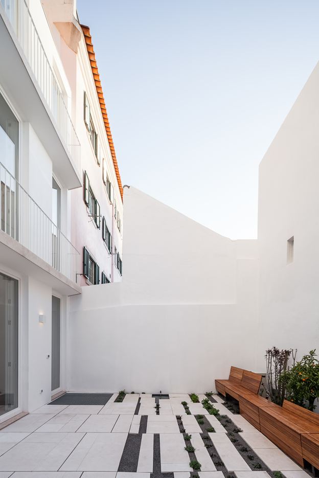 House in Rato, Lisbon, Portugal by Chp Arquitectos
