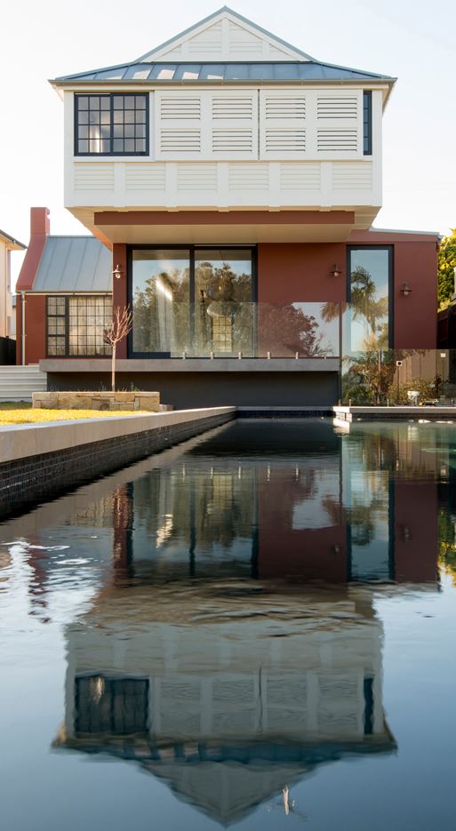 Balancing Home in Sydney, Australia by Luigi Rosselli Architects