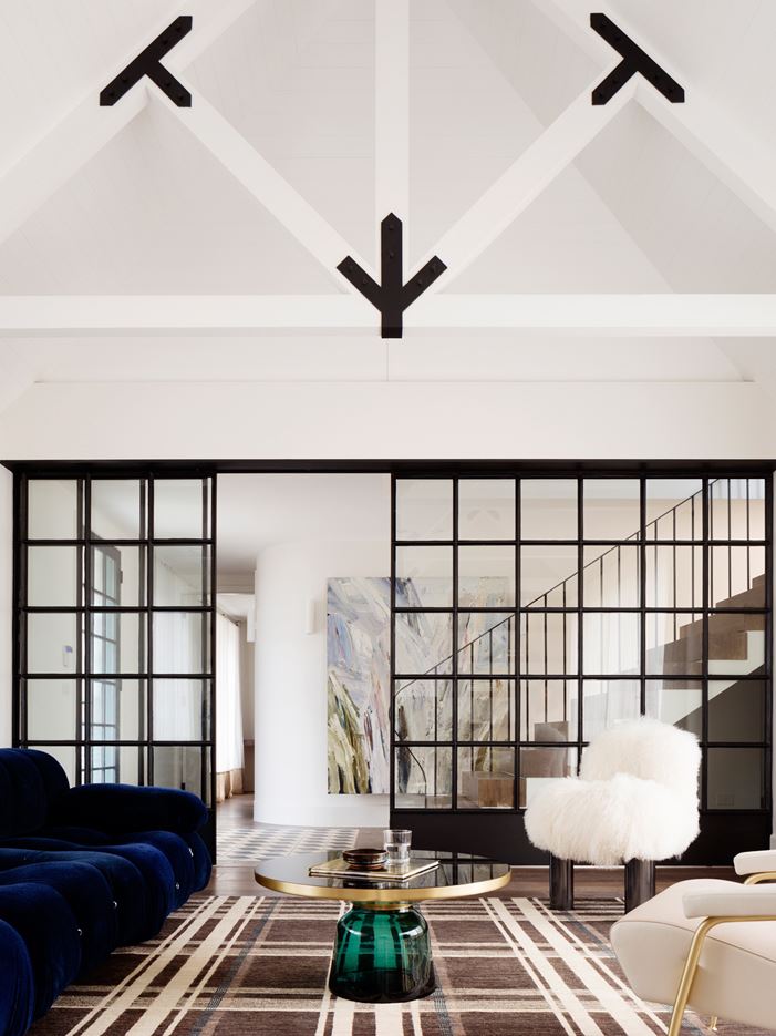 Balancing Home in Sydney, Australia by Luigi Rosselli Architects