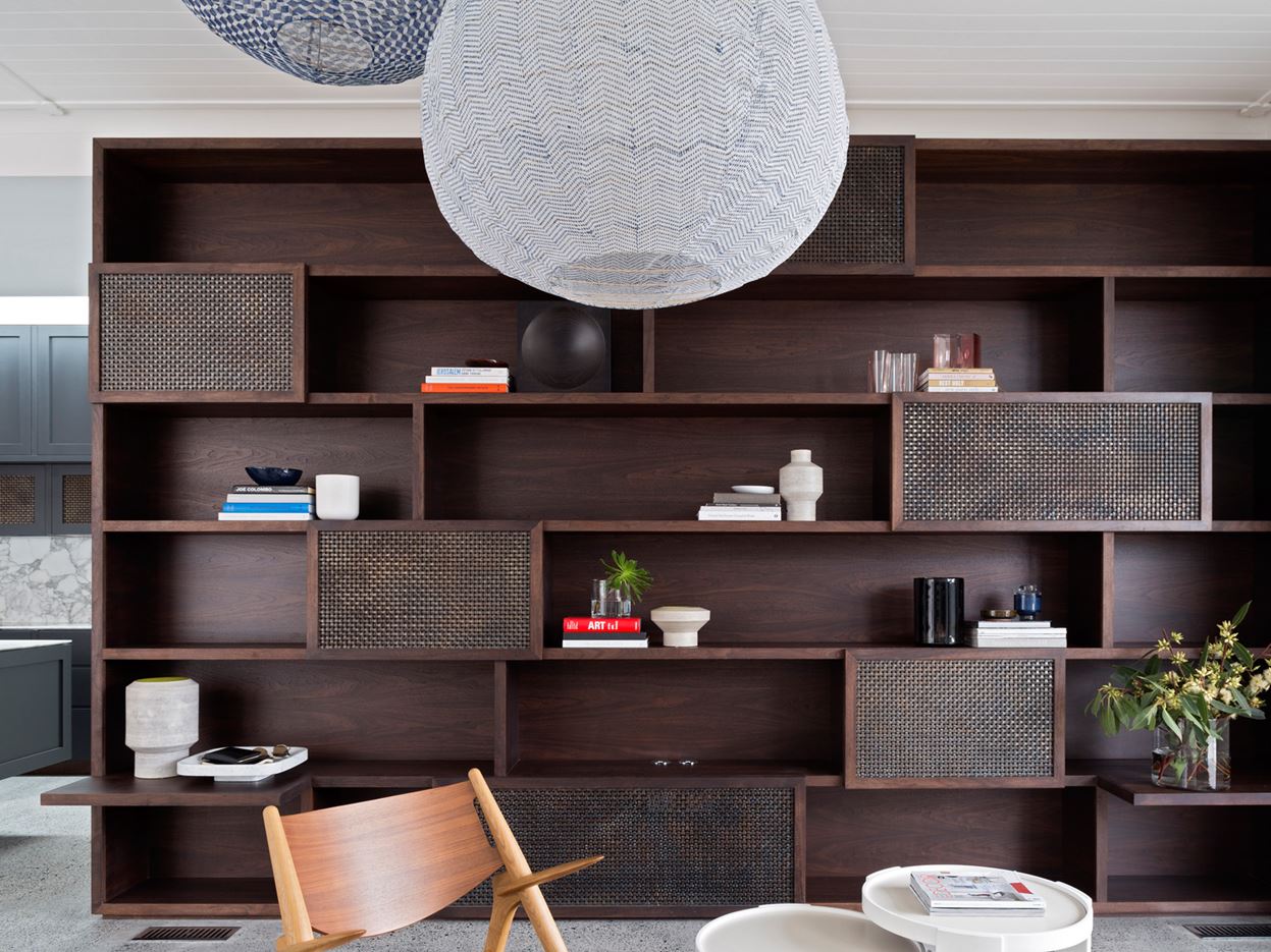 Balancing Home in Sydney, Australia by Luigi Rosselli Architects