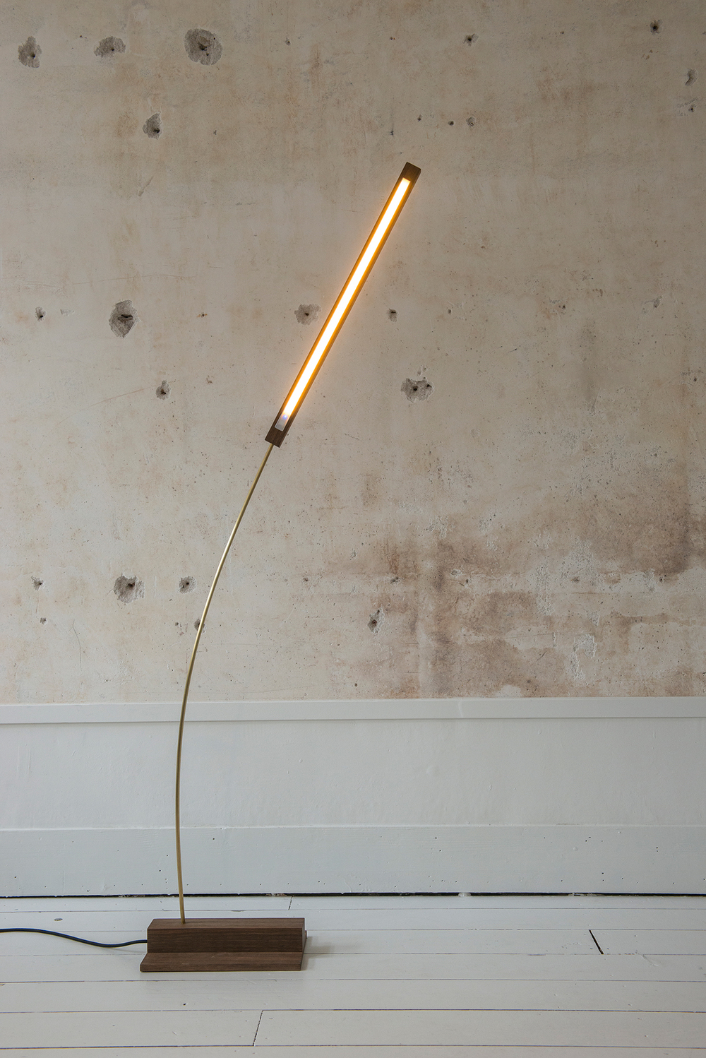 Motus Lamp by Morgan Ruben