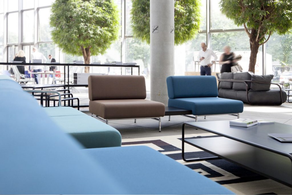 S 651Collection by Sabine Hutter for Thonet