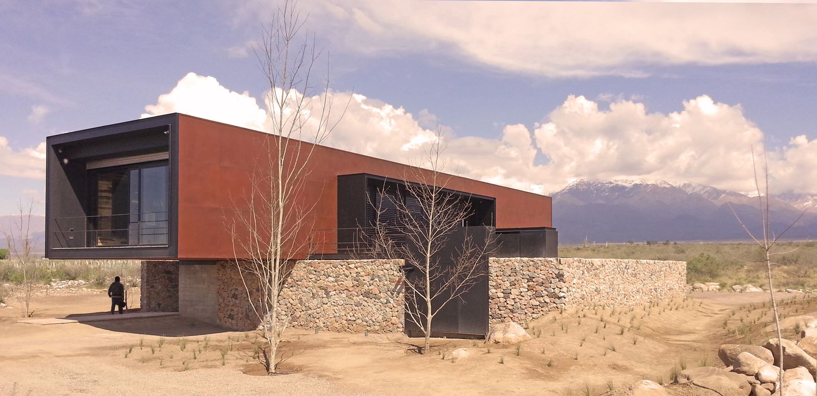 Evans House in Tunuyán, Argentine by A4estudio