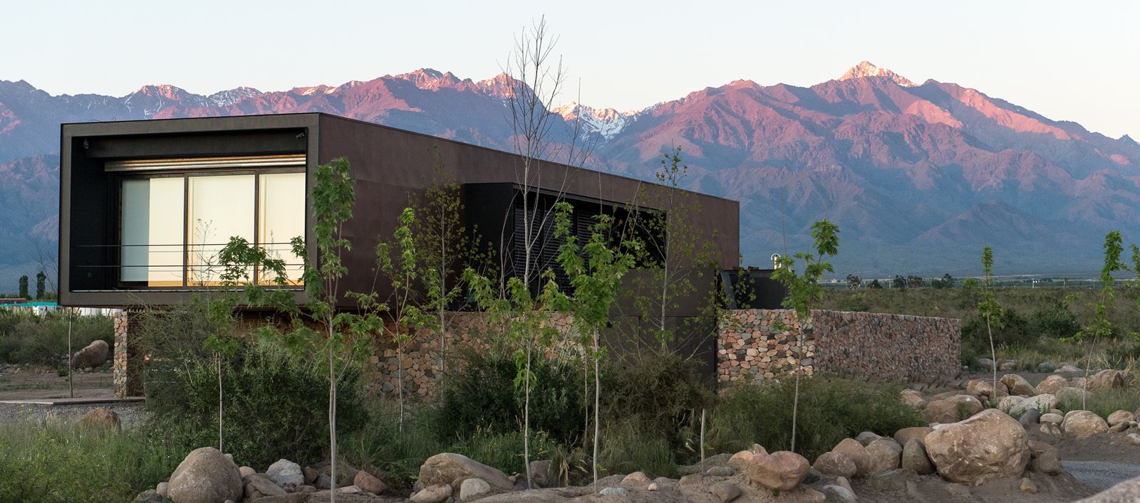 Evans House in Tunuyán, Argentine by A4estudio