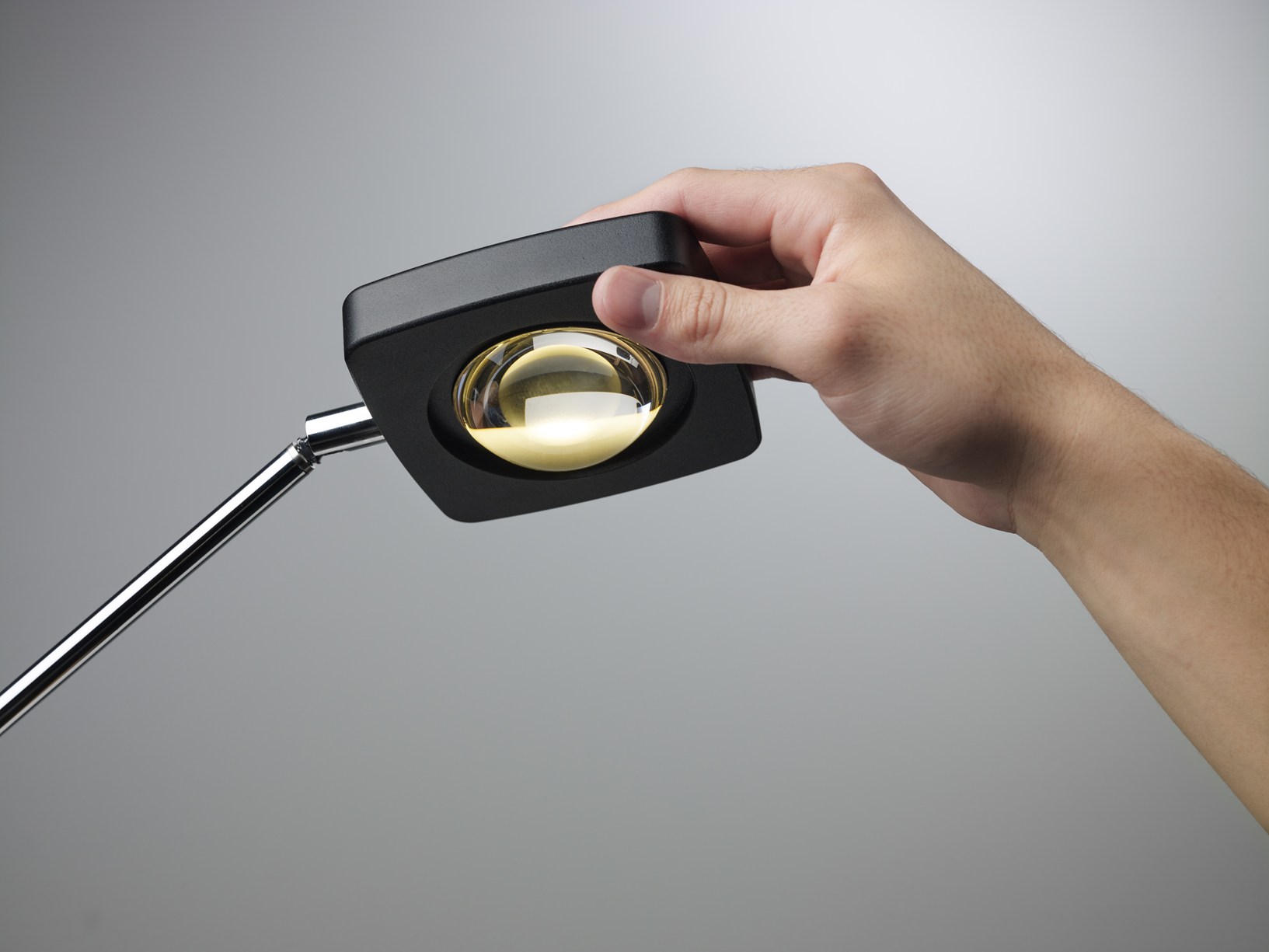 Kelveen Lamp by Oligo