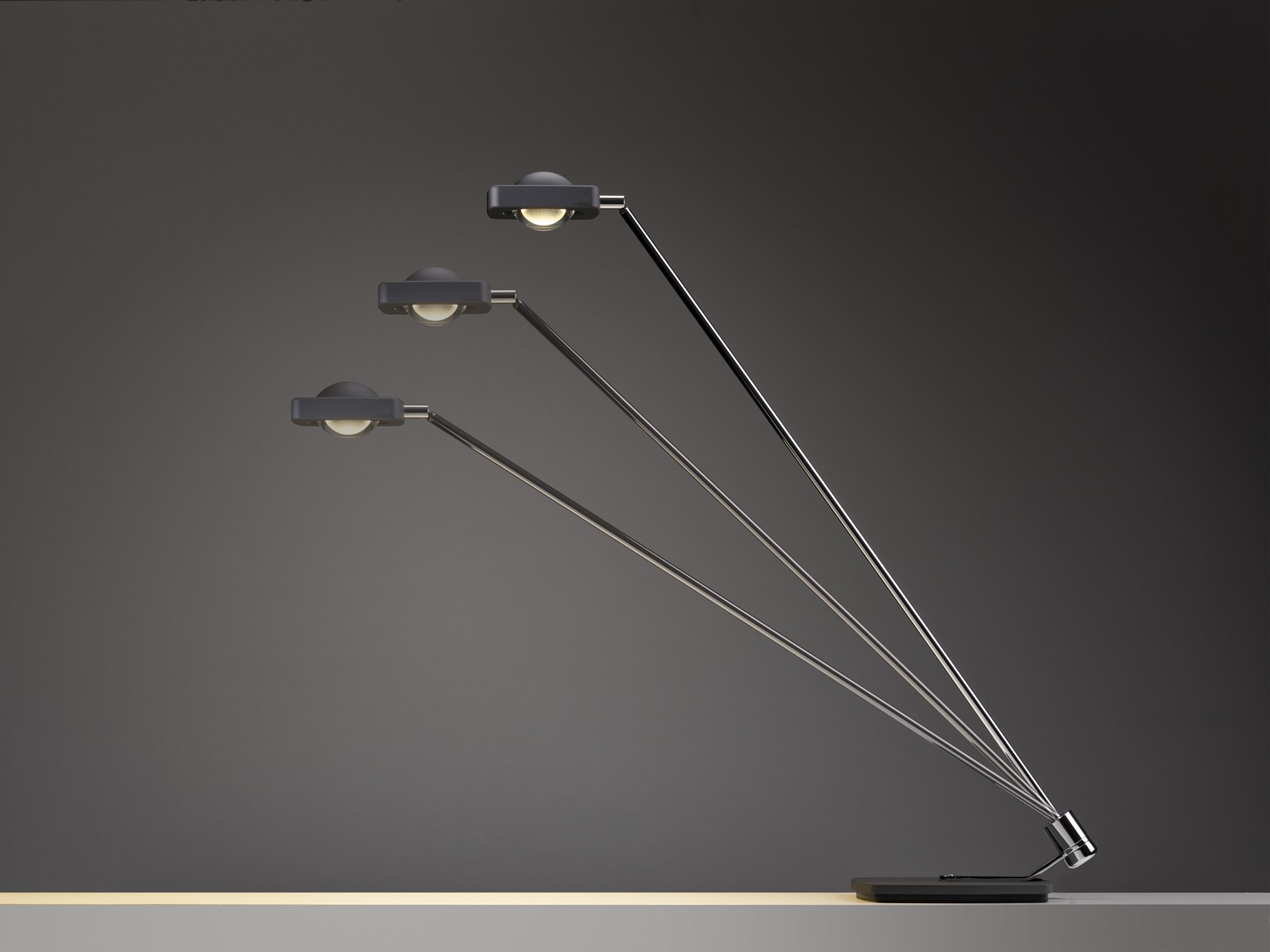 Kelveen Lamp by Oligo