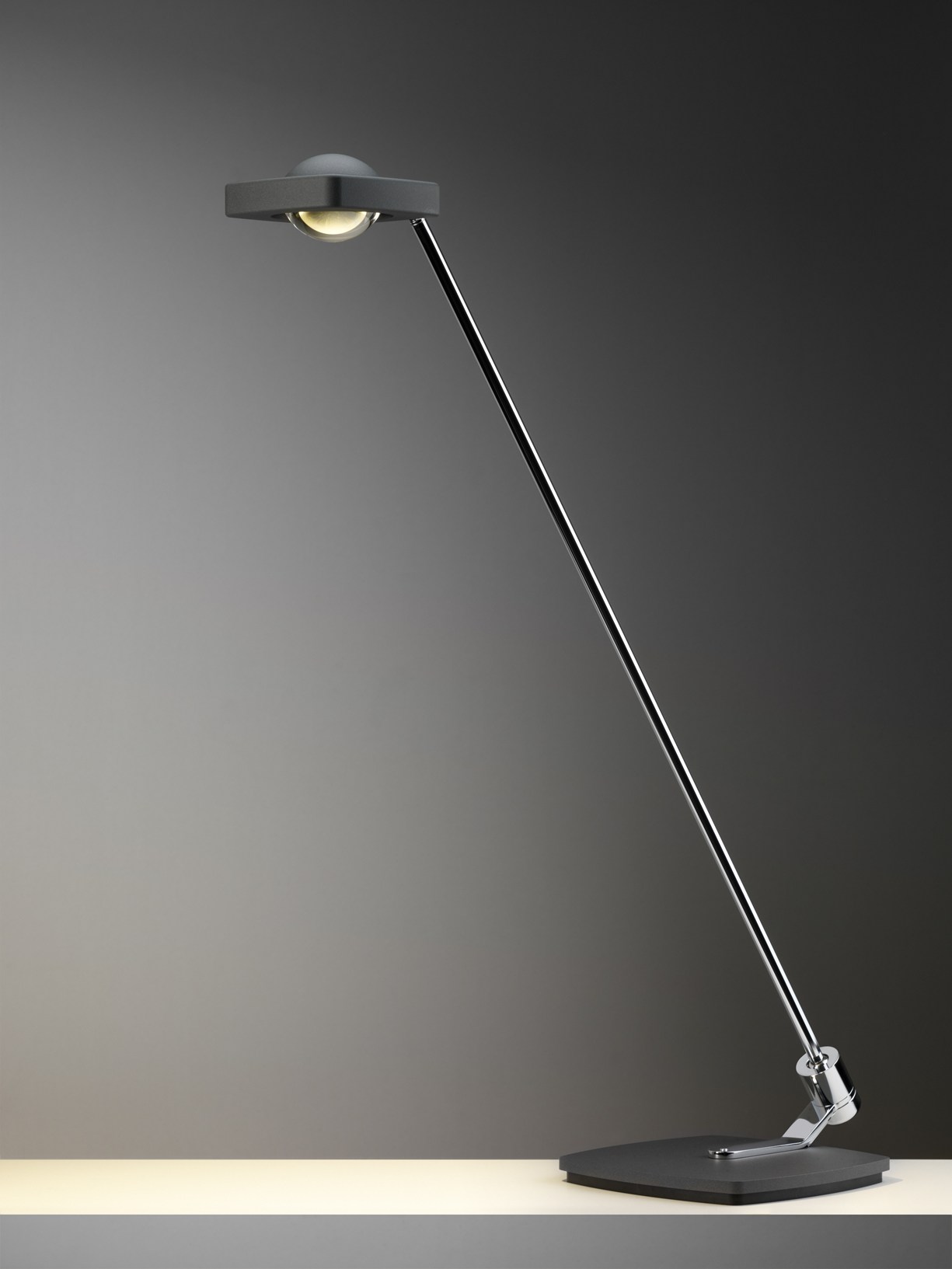 Kelveen Lamp by Oligo