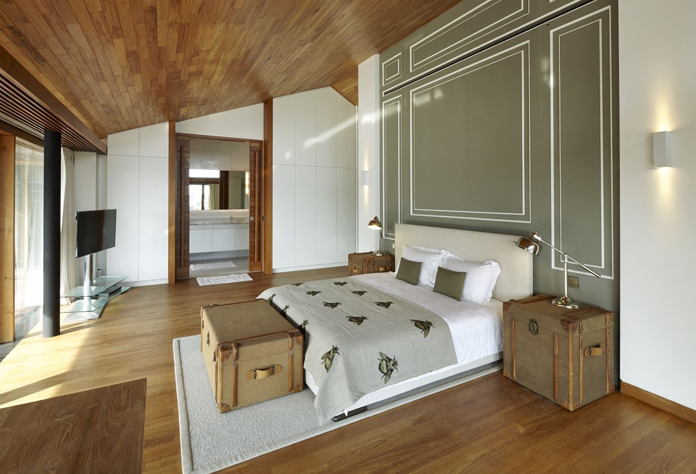 No.2 Residence in Singapore by Robert Greg Shand Architects