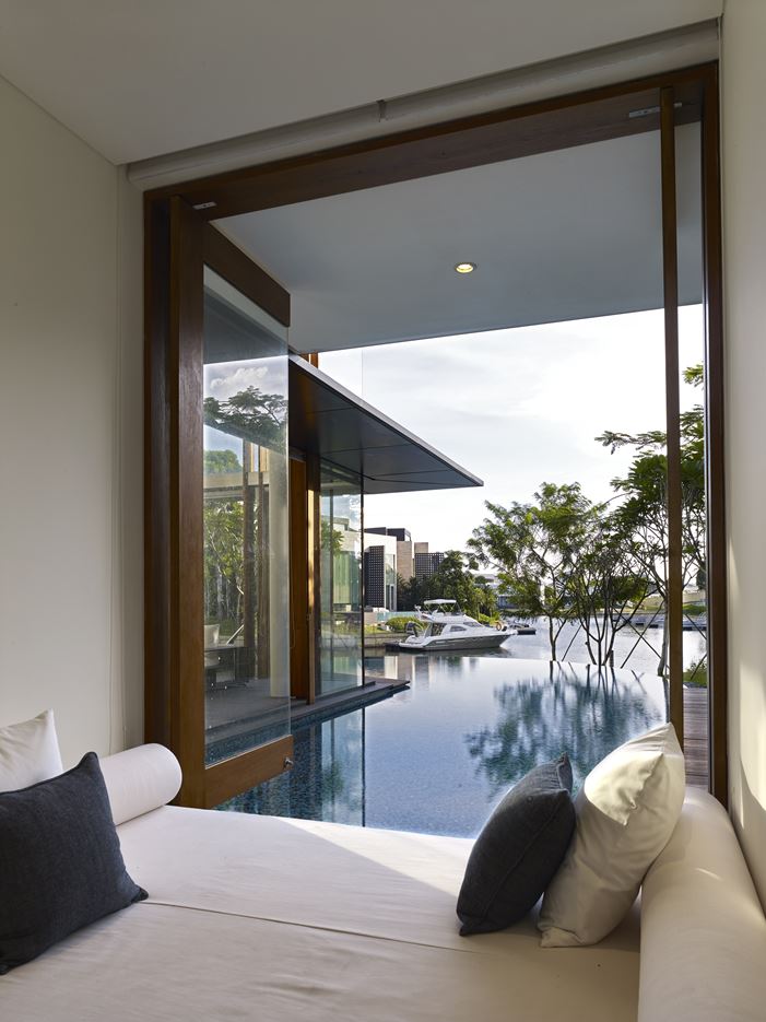 No.2 Residence in Singapore by Robert Greg Shand Architects
