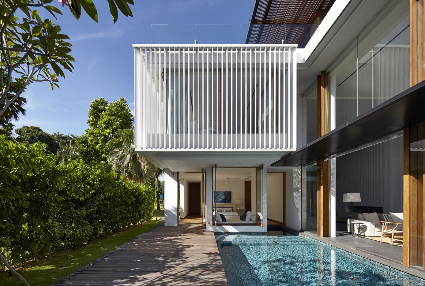 No.2 Residence in Singapore by Robert Greg Shand Architects