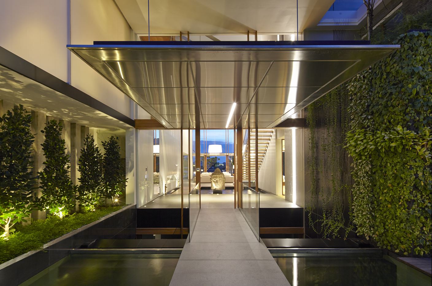 No.2 Residence in Singapore by Robert Greg Shand Architects