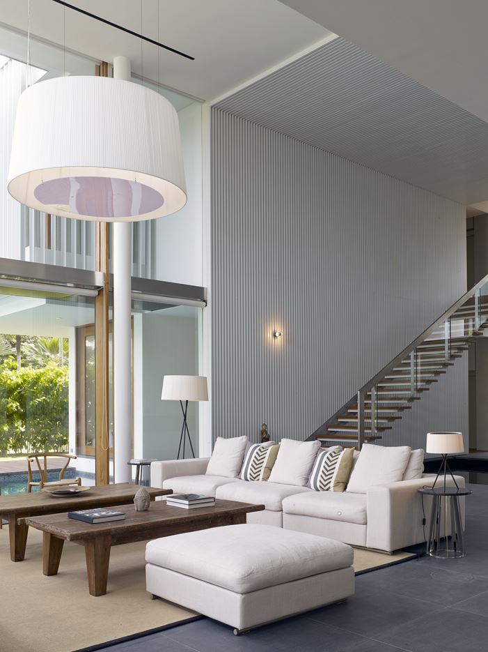 No.2 Residence in Singapore by Robert Greg Shand Architects