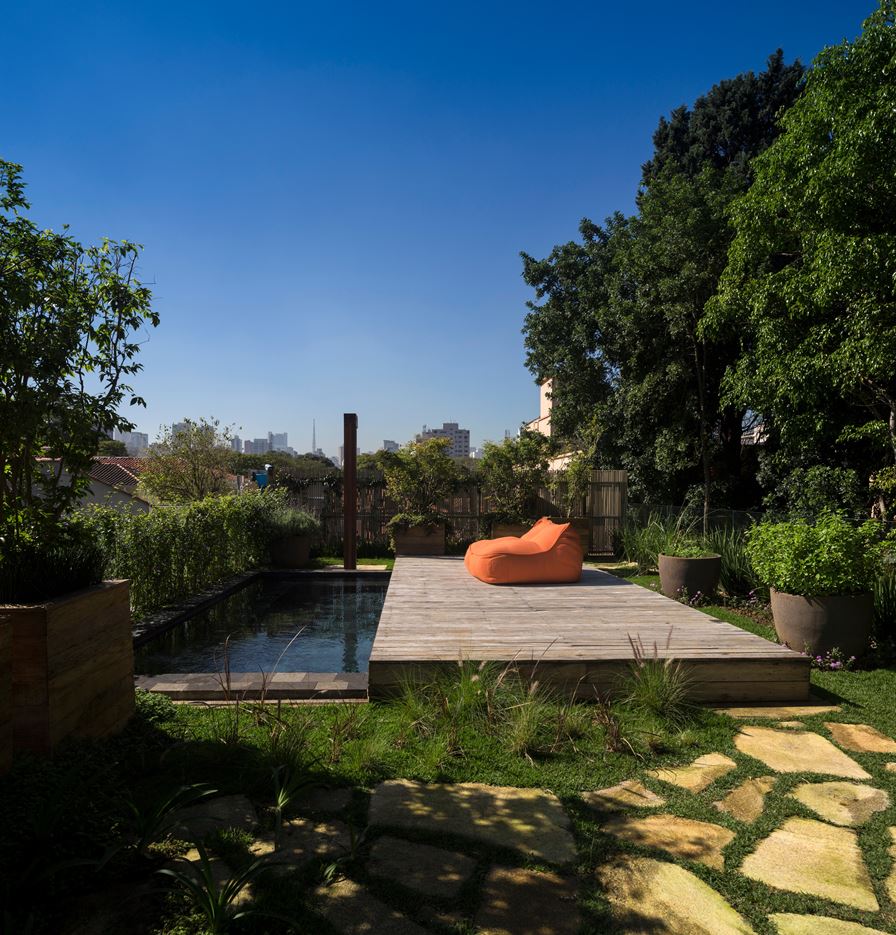 C House in São Paulo, Brazil by Studio Arthur Casas