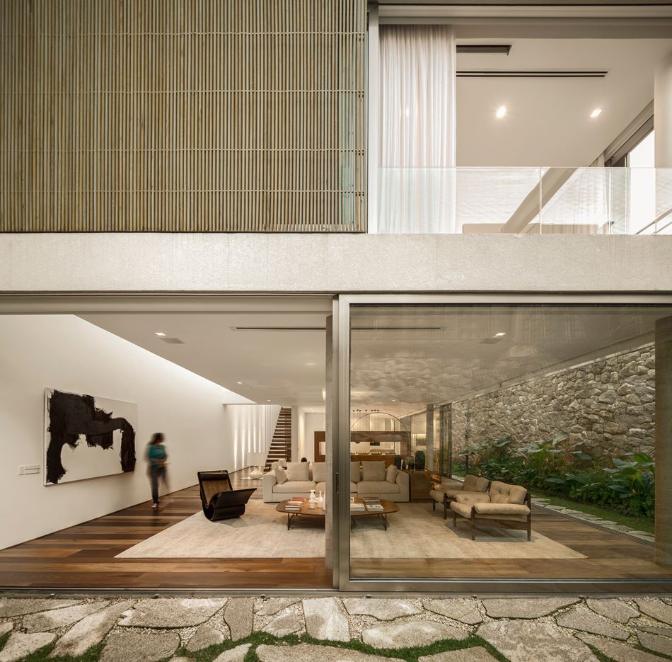 C House in São Paulo, Brazil by Studio Arthur Casas