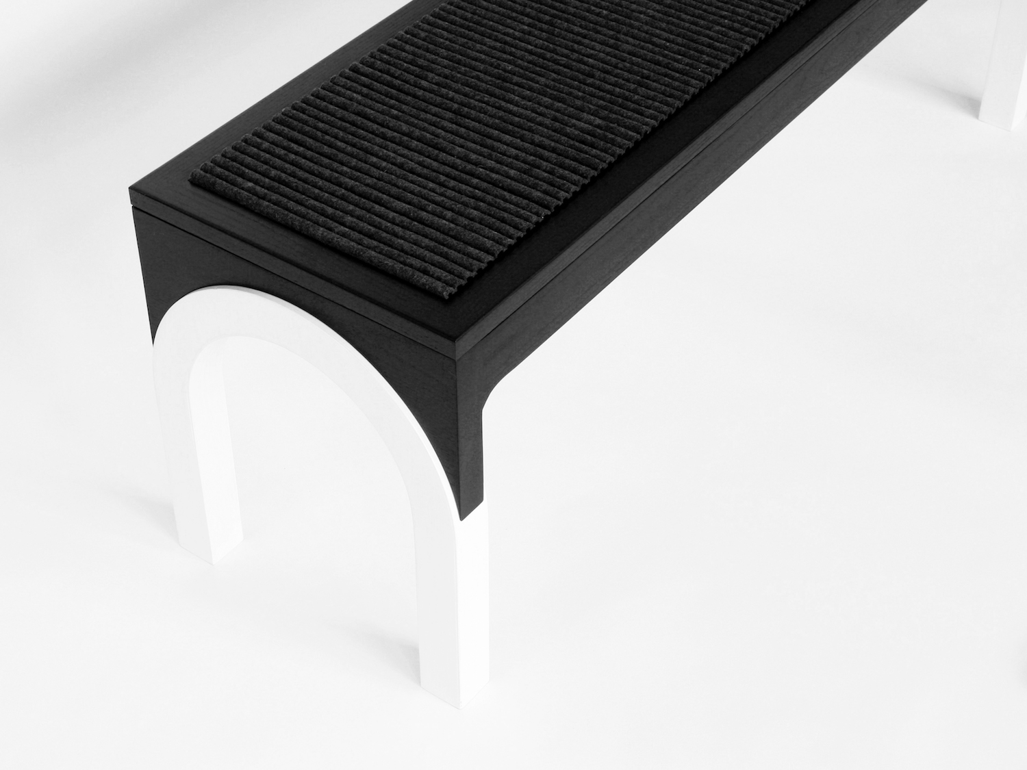 Arch Bench by Bower