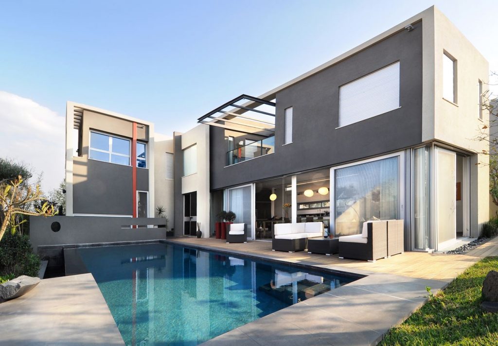 Caesarea Home in Israel by Dunsky Architects