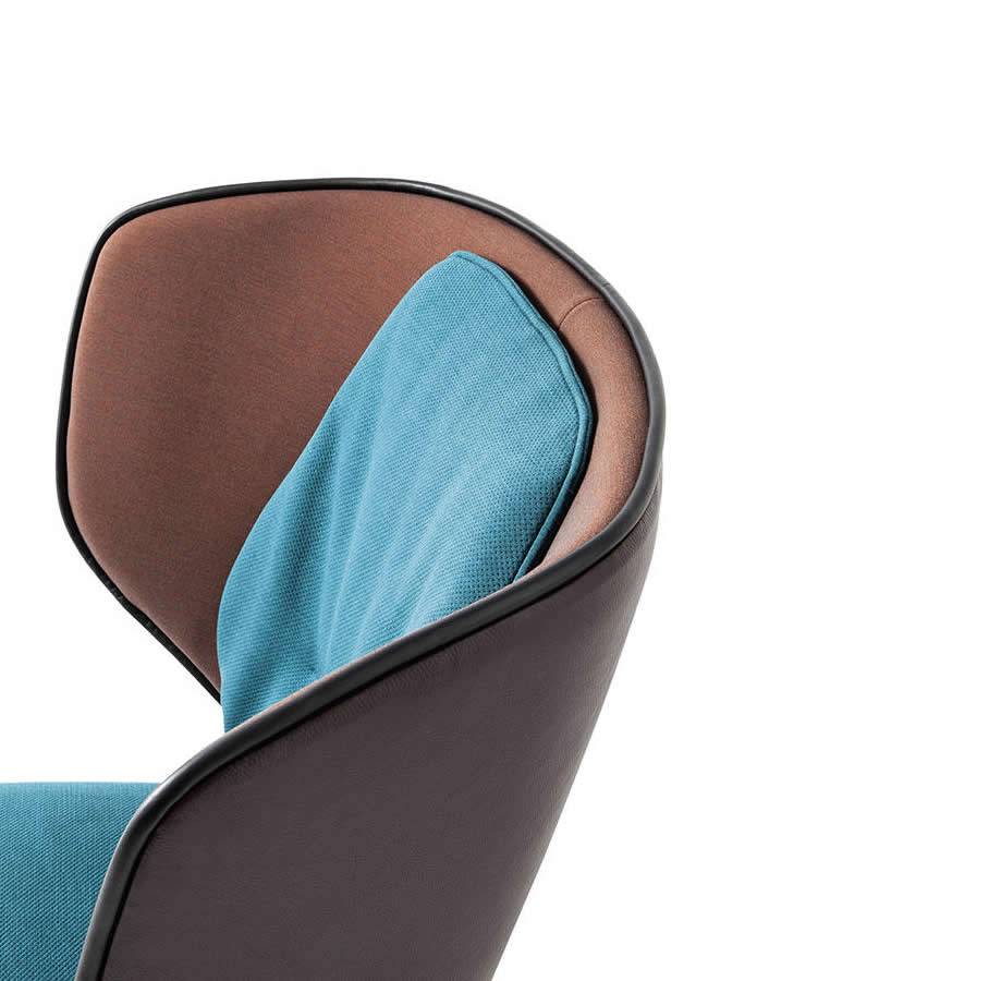 570 Gender Chair by Patricia Urquiola for Cassina
