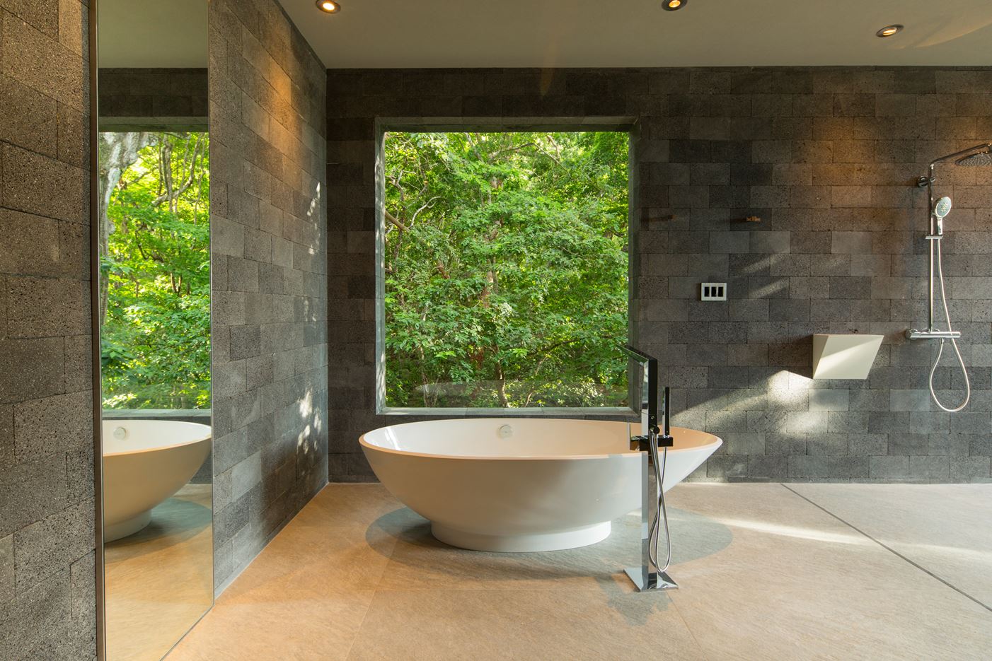 Casa Magayon in Papagayo, Costa Rica by SARCO Architects