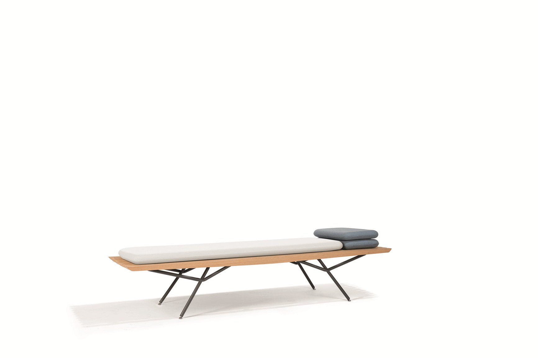 San Collection by Lionel Doyen for Manutti