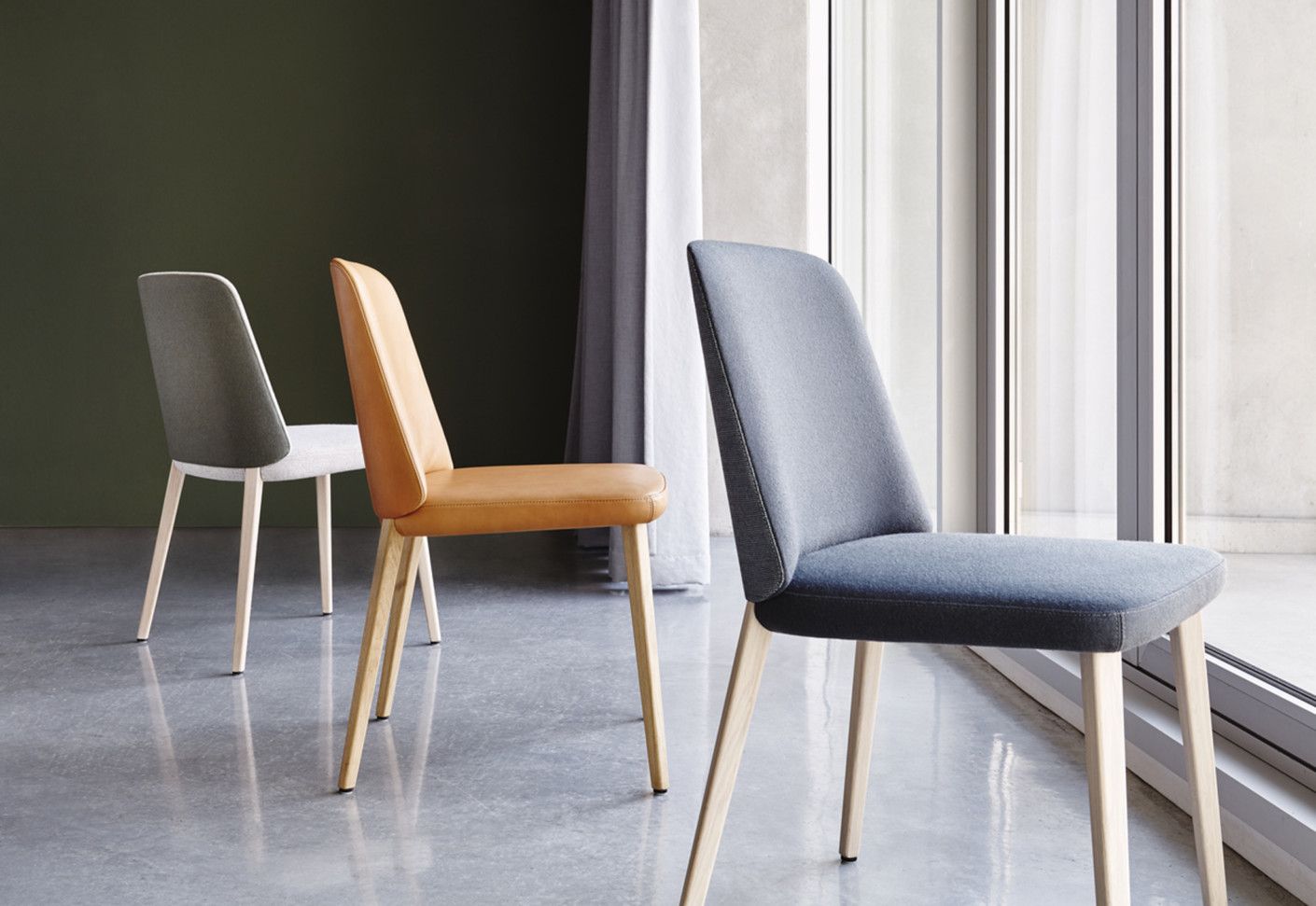 BACK ME UP Chairs by Arian Brekveld for Montis