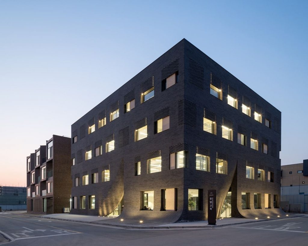 MU:M Office Building in Gyeonggi-do, South Korea by Wise Architecture