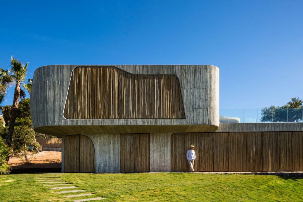 Mediterraneo 01 Villa in Ibiza, Spain by METROAREA