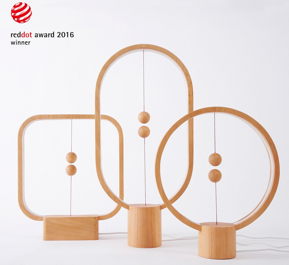 Heng Balance Lamp by Li Zanwen