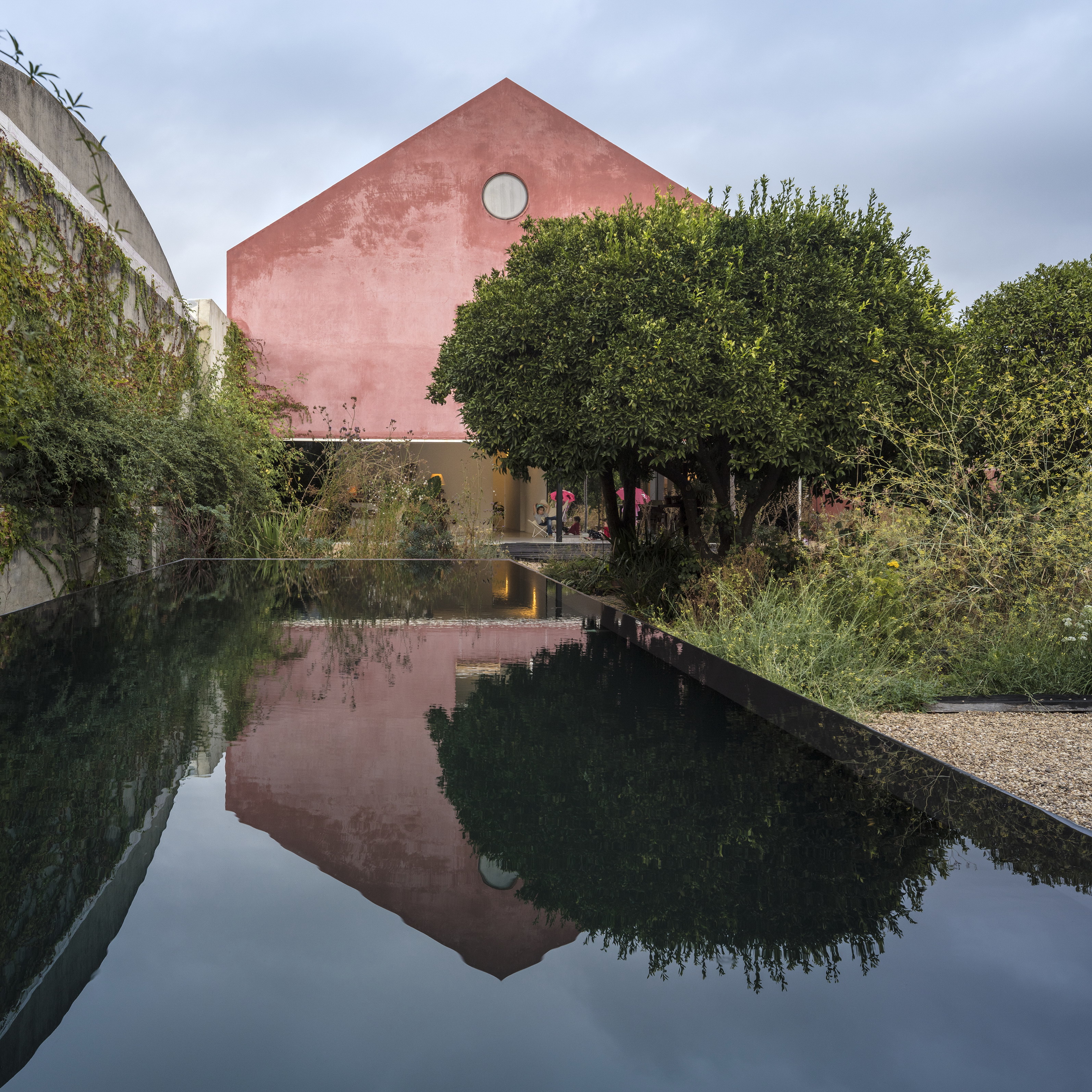 Red House in Lisbon, Portugal by extrastudio