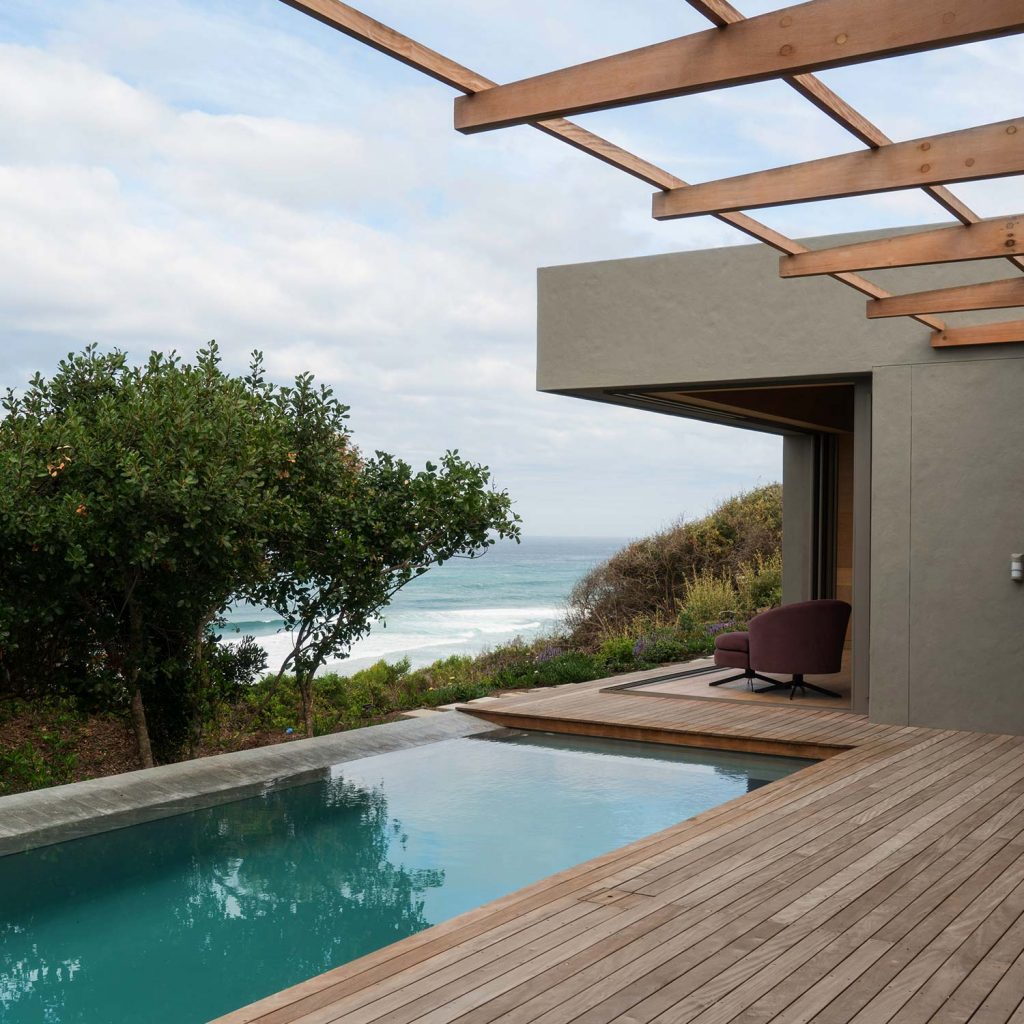 Floating Dune House in Sedgefield, Virginia by Slee & Co. Architects