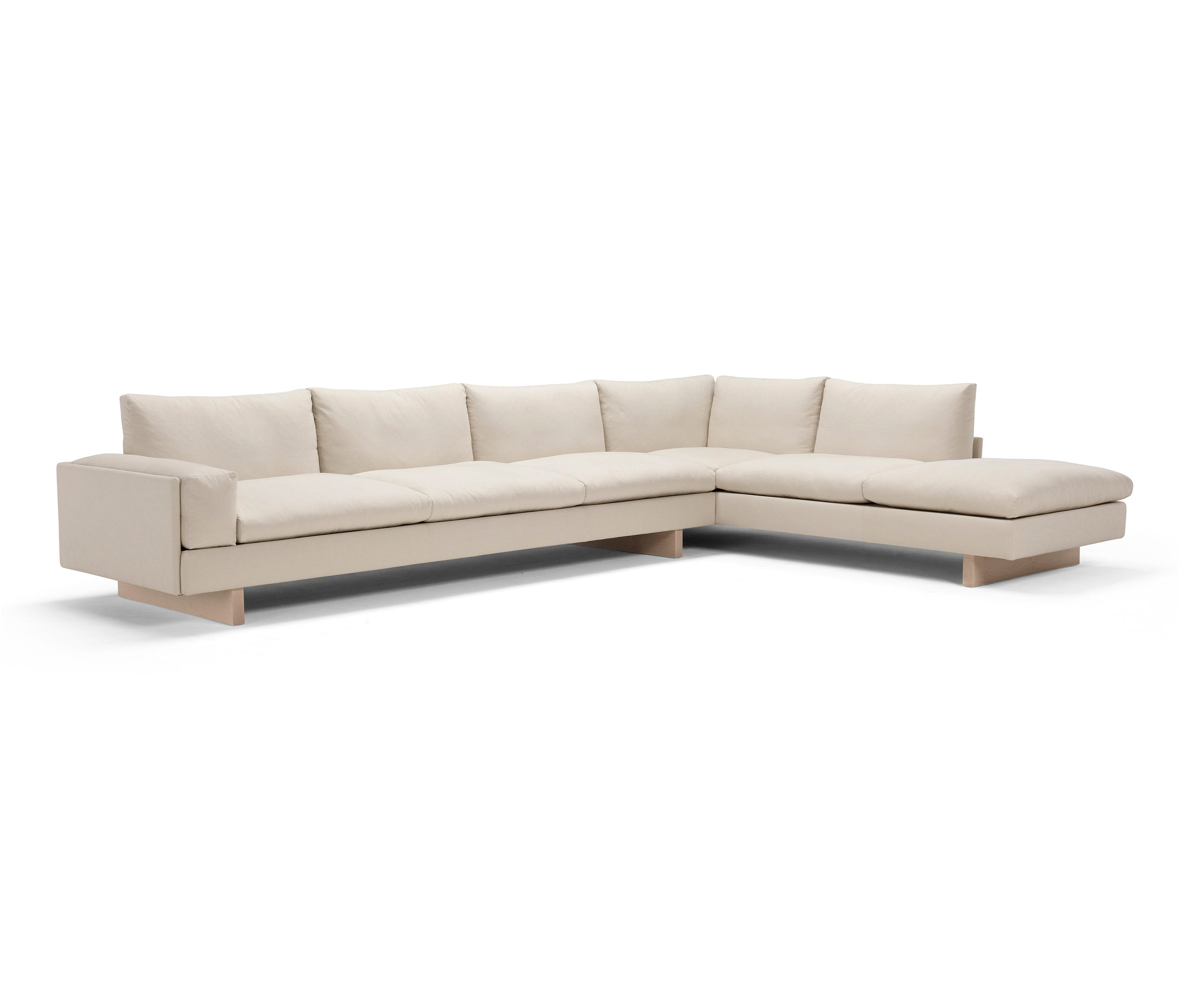 TAU Sofa by Amura